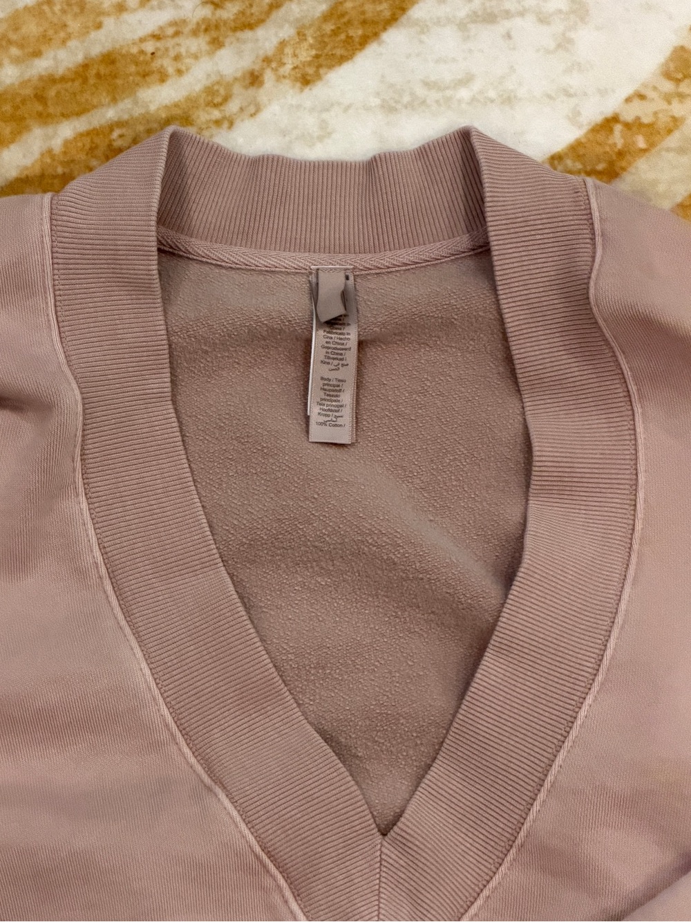 SKIMS Sweater - Picture 3 of 5